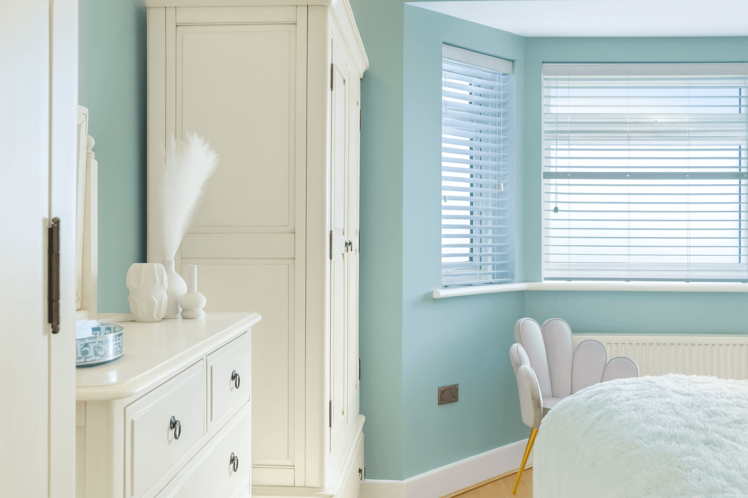 The Aquamarine Room 3