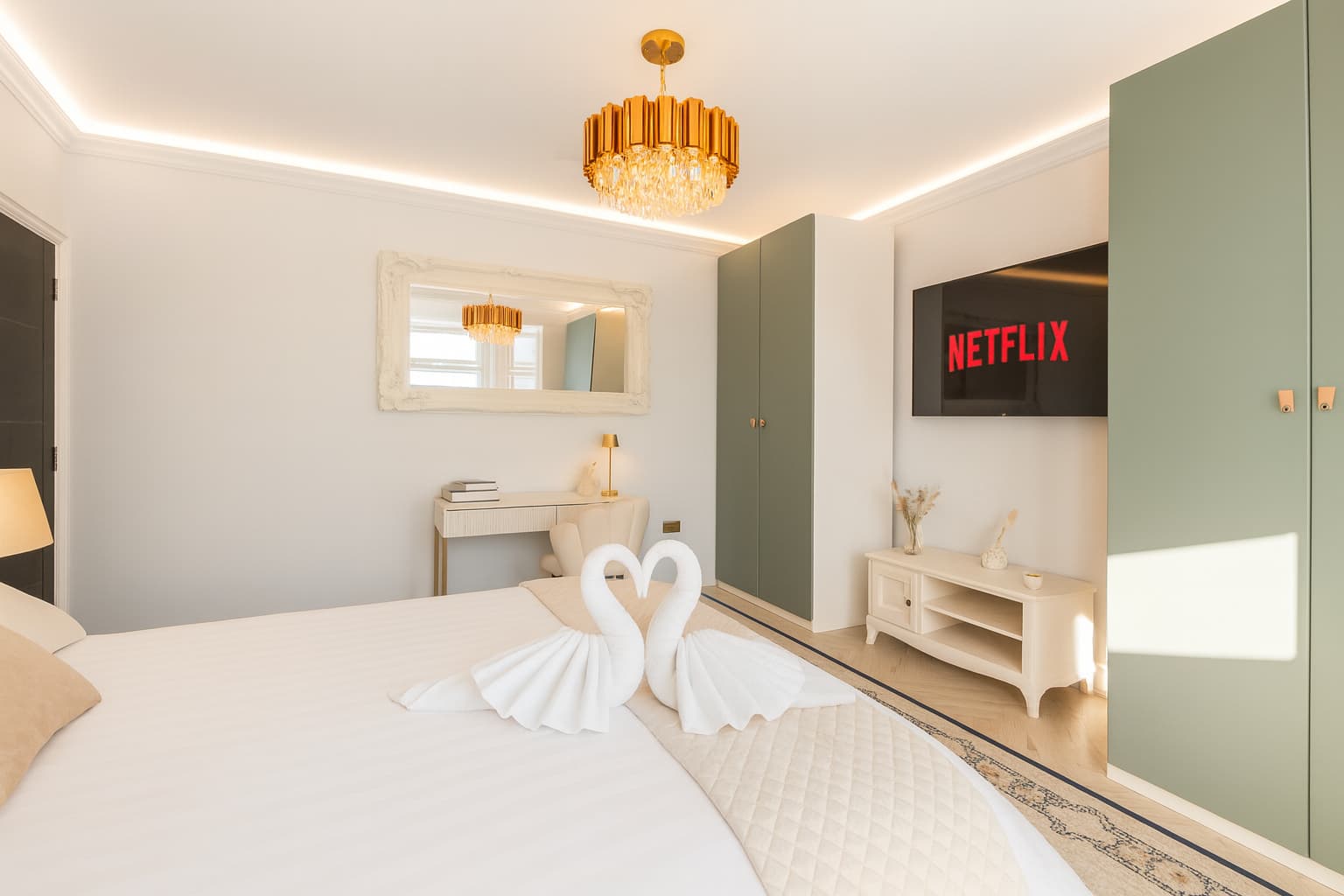 The Ivory Suite 3