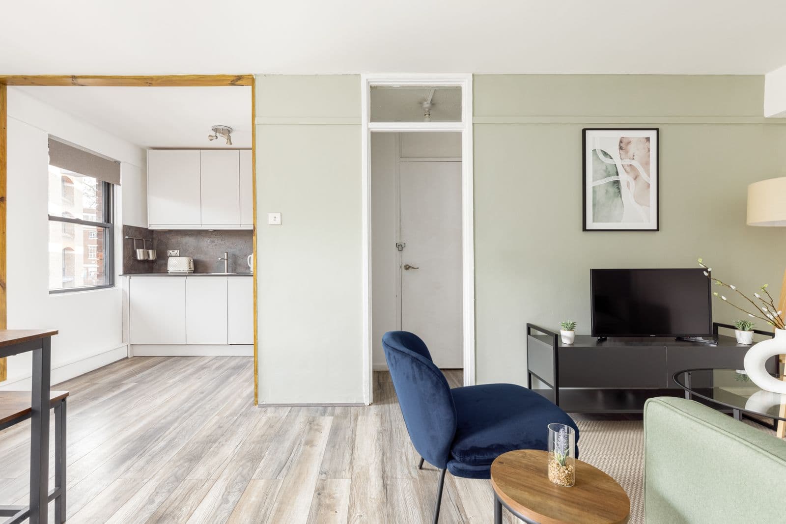 Stylish 1-Bed Apartment by Pimlico Station 5